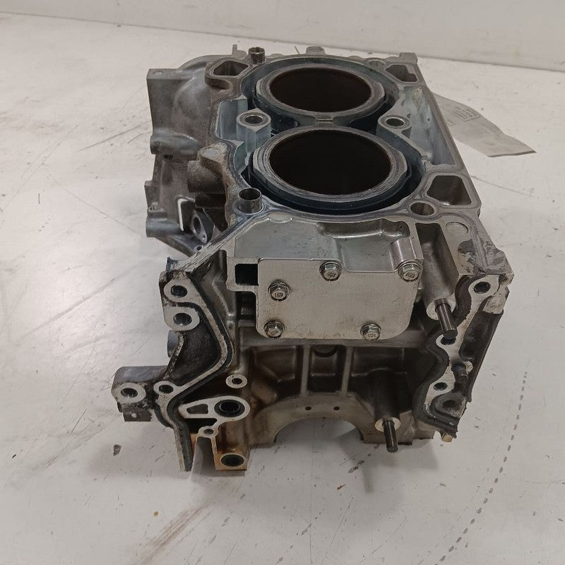 Driver Left Engine Cylinder Block Gasoline 2.0L 18-23 Subaru XV Crosst