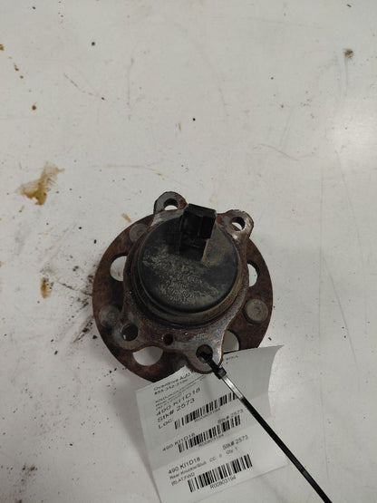 Kia Soul Rear Spindle Knuckle Bearing Hub  2017 2018 2019 OEM