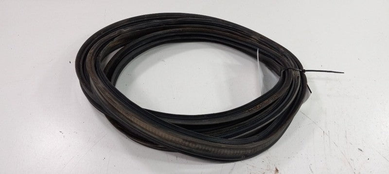 Kia Forte Trunk Lid Hatch Door Rear Back Rubber Seal 2010 2011 2012 2013