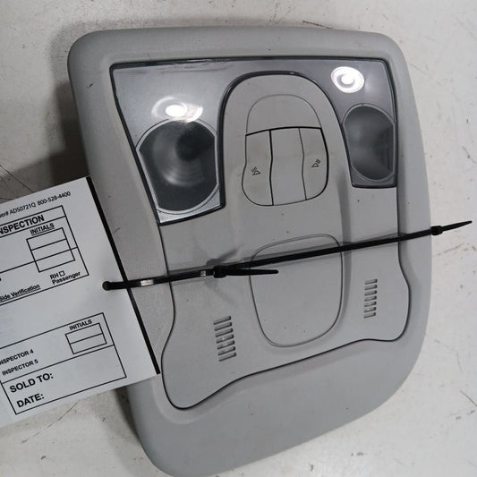 Jeep Renegade Dome Light Roof Lamp   2021 2020 2019 OEM