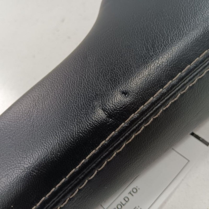 Chrysler 300 Passenger Right Rear Door Arm Rest  2015 2016 2017 2018 2019