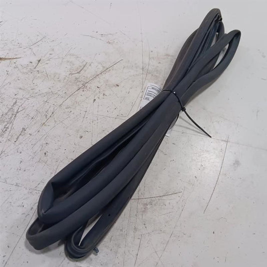 Jeep Renegade On Door Seal Rubber Right Passenger Front  2015 2016 201