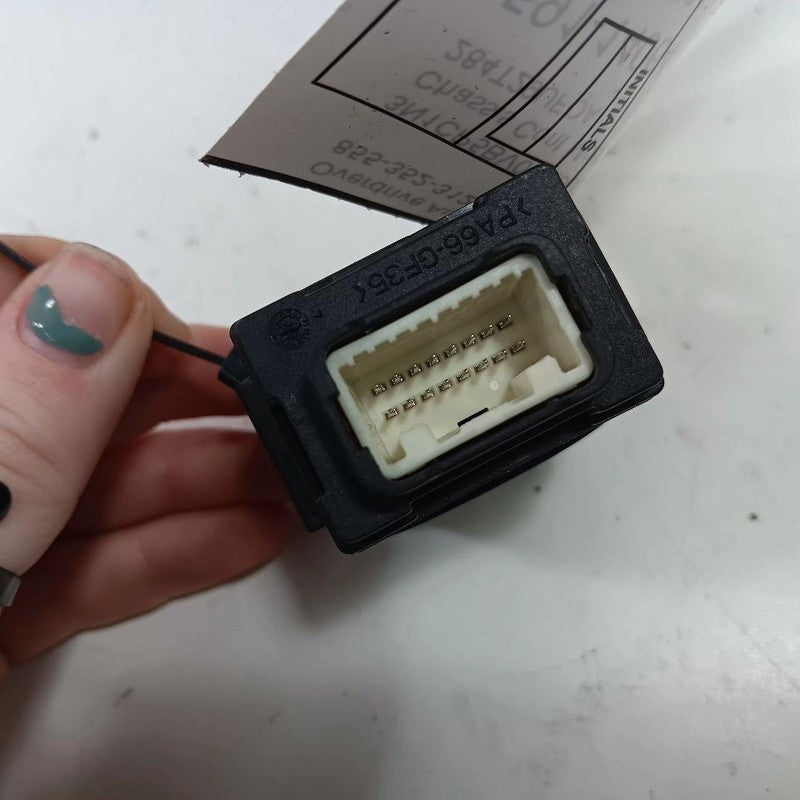 Theft-locking Gateway Control Module Fits 20-23 Nissan Kicks OEM