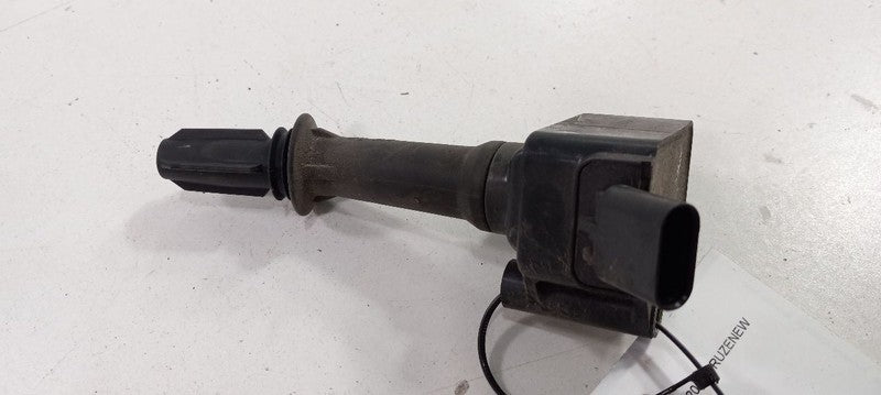 Ignition Coil Ignitor Fits 16-20 Chevy Malibu OEM