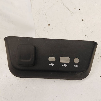 Chevy Trailblazer 12V Power Port Socket  2023 2022 2021