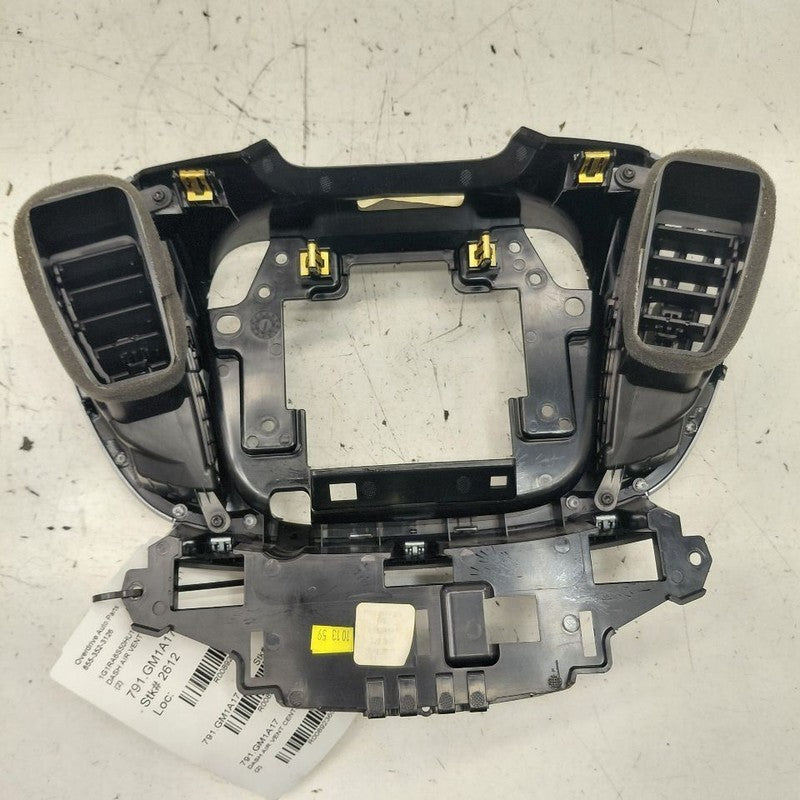 Chevy Volt Dash Air Vent Center Middle  2016 2017 2018 2019