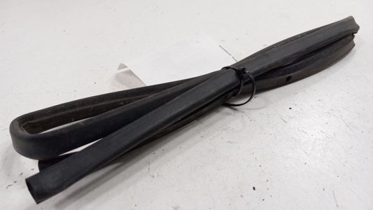 Lexus ES330 Cowl Vent Panel Hood Rubber Seal 2004 2005 2006 OEM