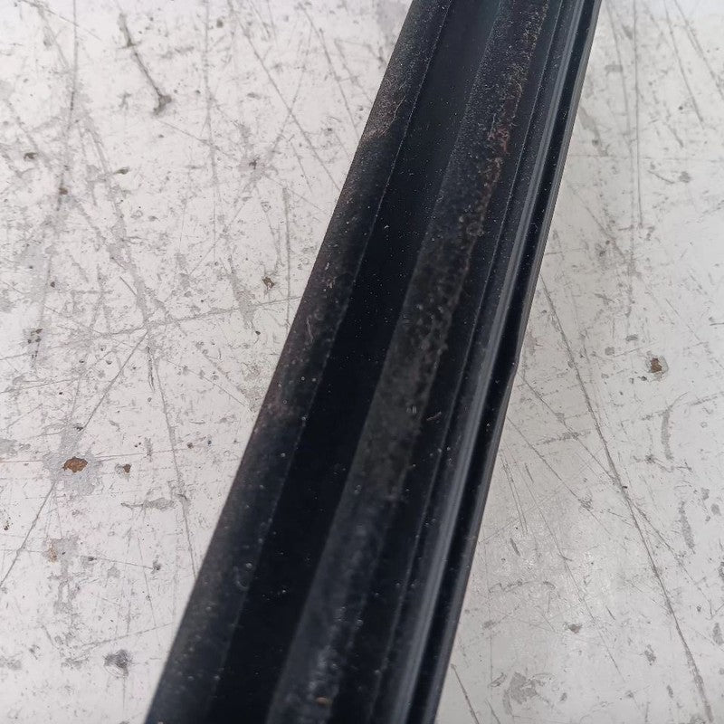 Jeep Compass Right Rear Weather Strip Interior  2018 2019 2020 2021 2022