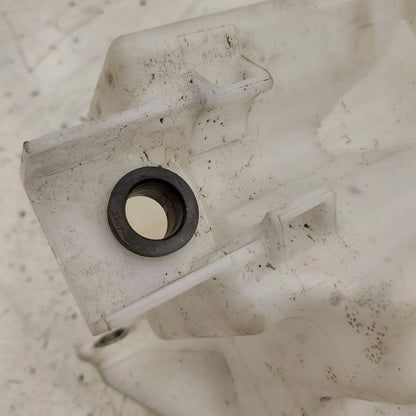 Windshield Washer Fluid Reservoir VIN Fu 7th & 8th Digit US 16-22 Toyo