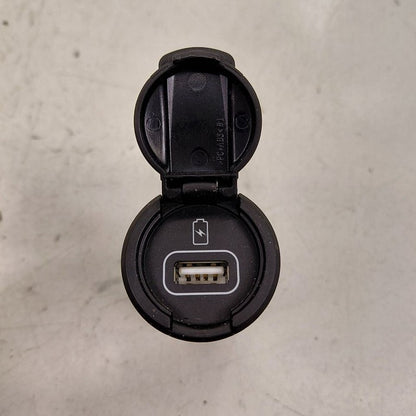 Hyundai Santa Fe USB Charging Port {96125S1500} 2019 2020