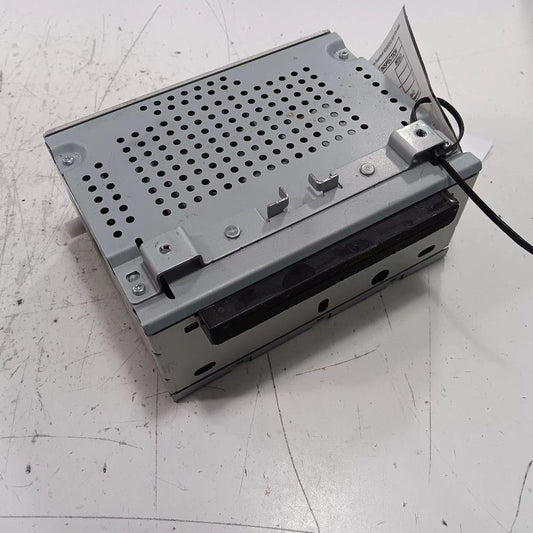 Audio Equipment Radio Receiver AM-FM-CD-MP3 Fits 18-19 Ford Fiesta