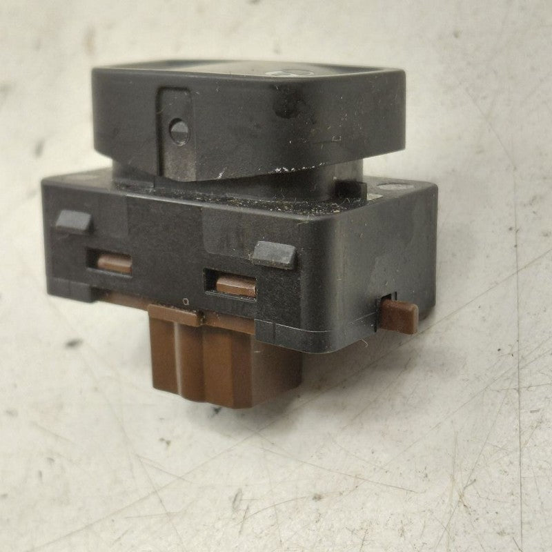 2018 Fiat 500 X Model Power Door Lock Switch