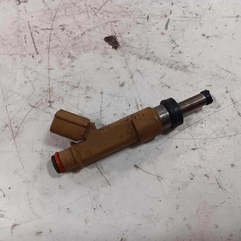2320909140 Fuel Injection Injector Sedan 1.8L Fits 09-19 Toyota Corolla