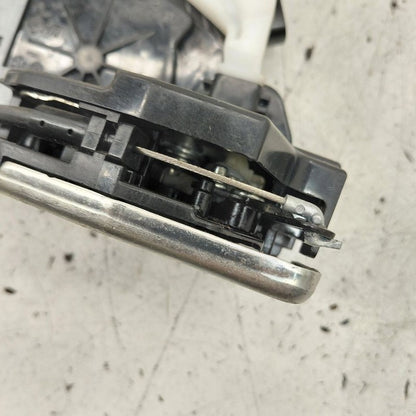 Kia Sorento Door Latch Lock Right Passenger Rear  2018 2017 2016