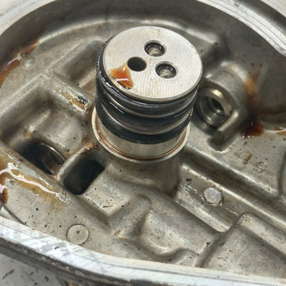 Nissan Murano Variable Timing Gear Oil Control Valve Solenoid Cylinder