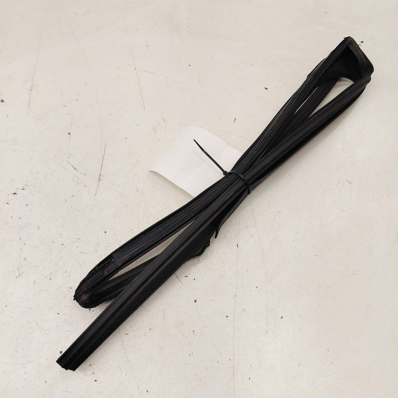 Mazda CX-5 Door Glass Window Seal Rubber Right Passenger Rear Back  20