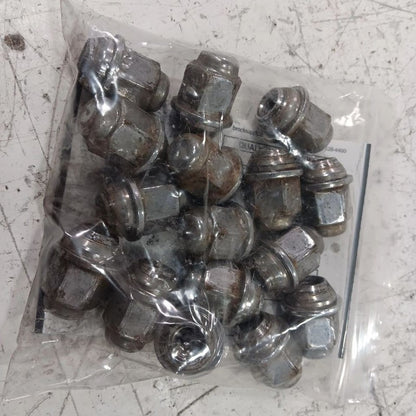 Hyundai Accent Lug Nut Set 2014 2015 2016 2016 2017 OEM