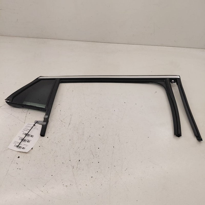 Passenger Right Rear Door Vent Glass Window  Fits 16-19 Chevy Volt
