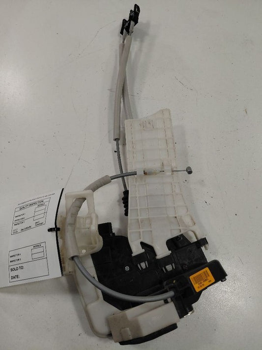 Kia Soul Door Latch Lock Right Passenger Rear  2017 2018 2019 OEM