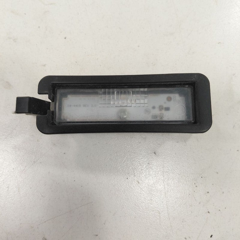 Chrysler 300 License Plate Light Lamp  2017 2018 2019 OEM