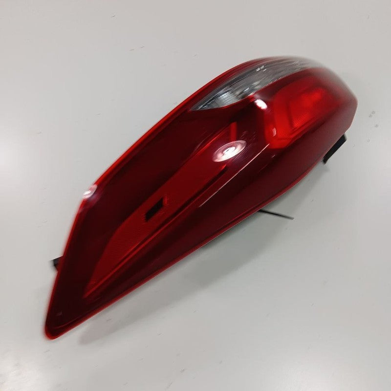 Passenger Right Tail Light Brake Lamp Sedan Fits 17-18 Hyundai Elantra