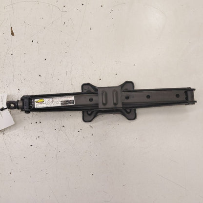 Honda HR-V Spare Tire Changing Jack  2026 2025 2024 2023
