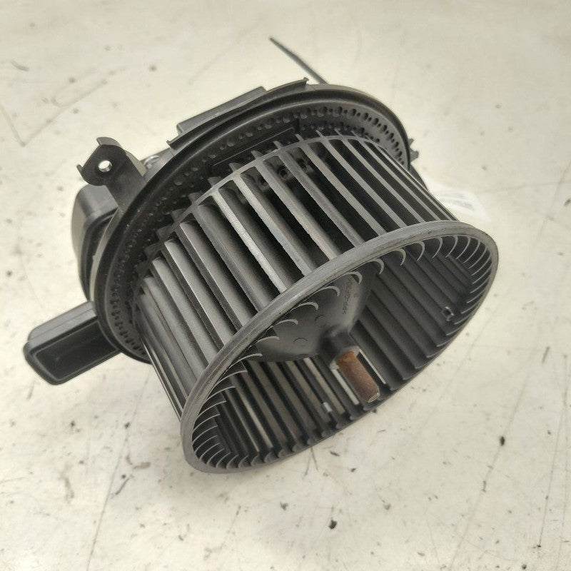 Blower Motor Fits 16-19 Chevy Cruze