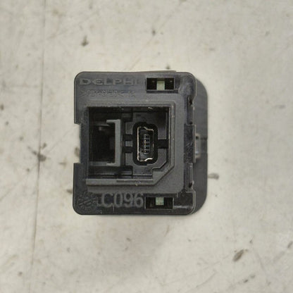 2018 Fiat 500 X Model USB Plug In Hub Port
