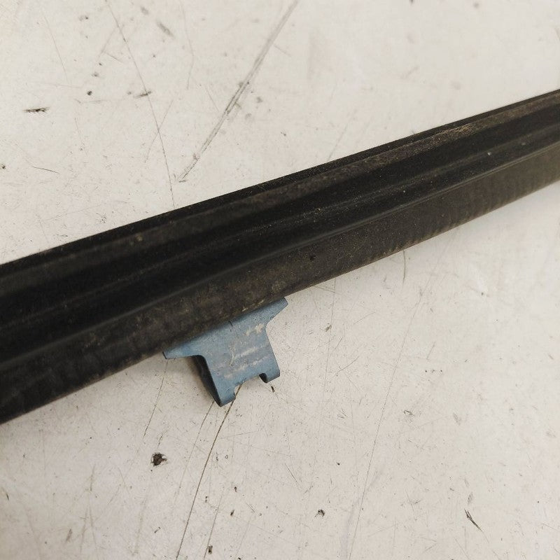 Chrysler 300 Right Front Weather Strip Interior  2017 2018 2019
