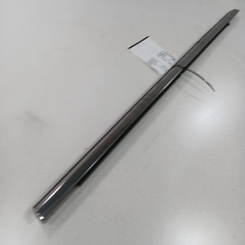 Chrysler 300 Door Glass Window Weather Strip Trim Rear Left Driver Back 2016