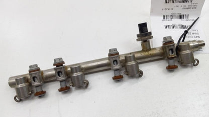 Chevy Malibu Fuel Rail Injection Injector Mount Bar 2014 2015 2016 2017 2018