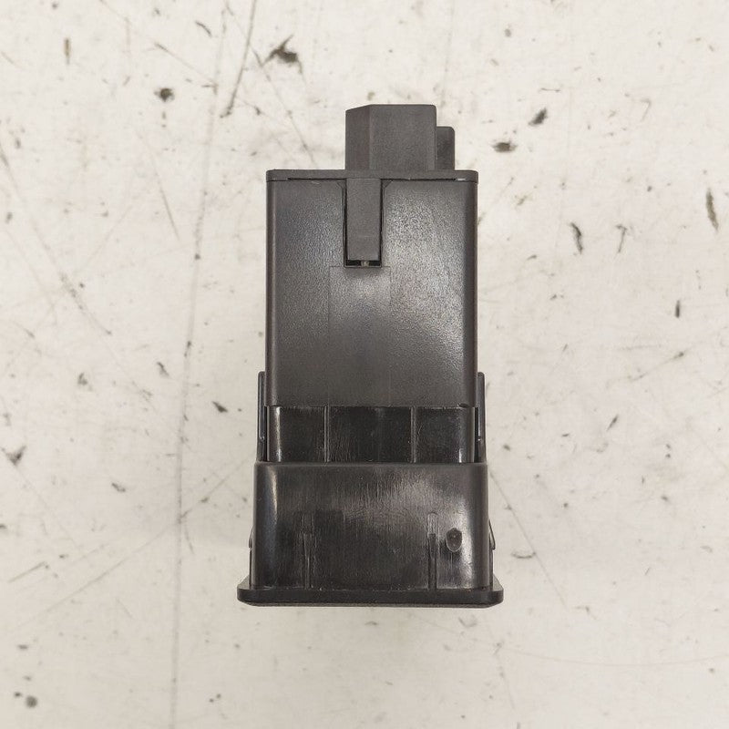 Chevy Equinox USB Plug In Hub Port  2024 2023 2022