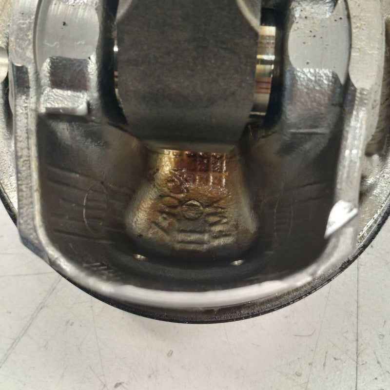 Chevy Volt Single Piston With Connecting Rod   1.5 2016 2017 2018 2019