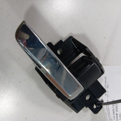 Mitsubishi Outlander Door Handle Right Passenger Front Interior Inside