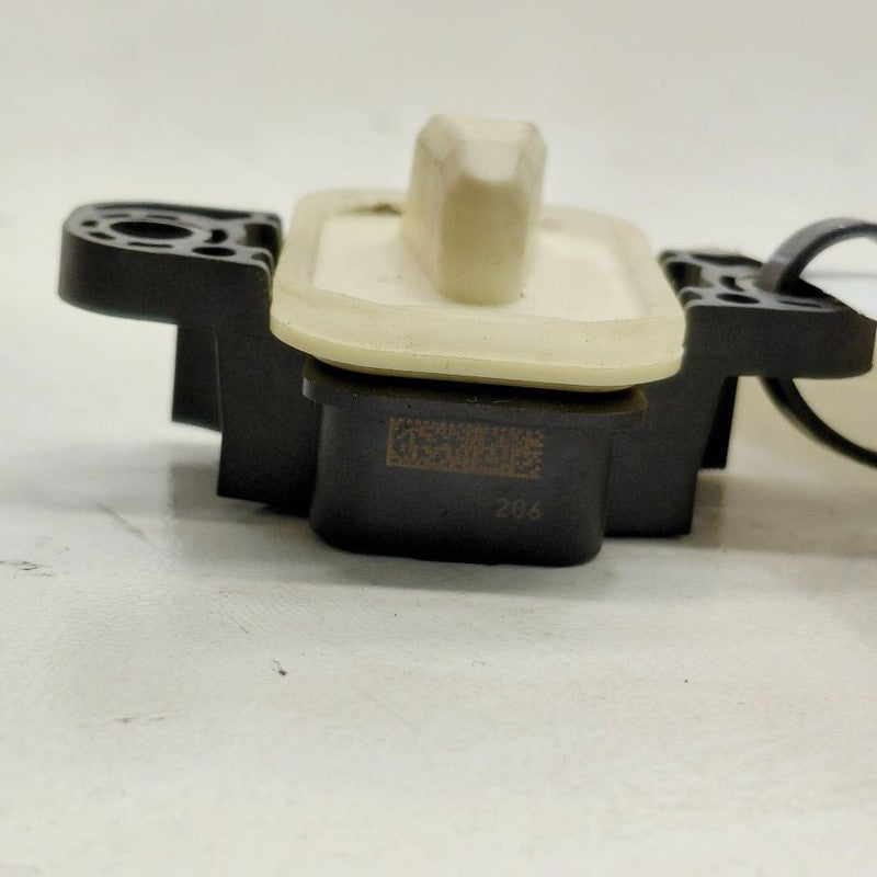 Chrysler 300 Contact Sensor  2017 2018 2019
