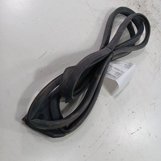 Toyota Prius C On Door Seal Rubber Left Driver Front  2017 2016 2015 2
