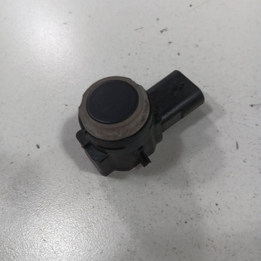 2025 GMC Acadia Back up Sensor