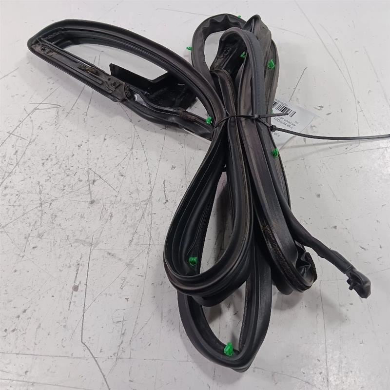 Subaru Legacy On Door Seal Rubber Right Passenger Rear Back  2020 2021