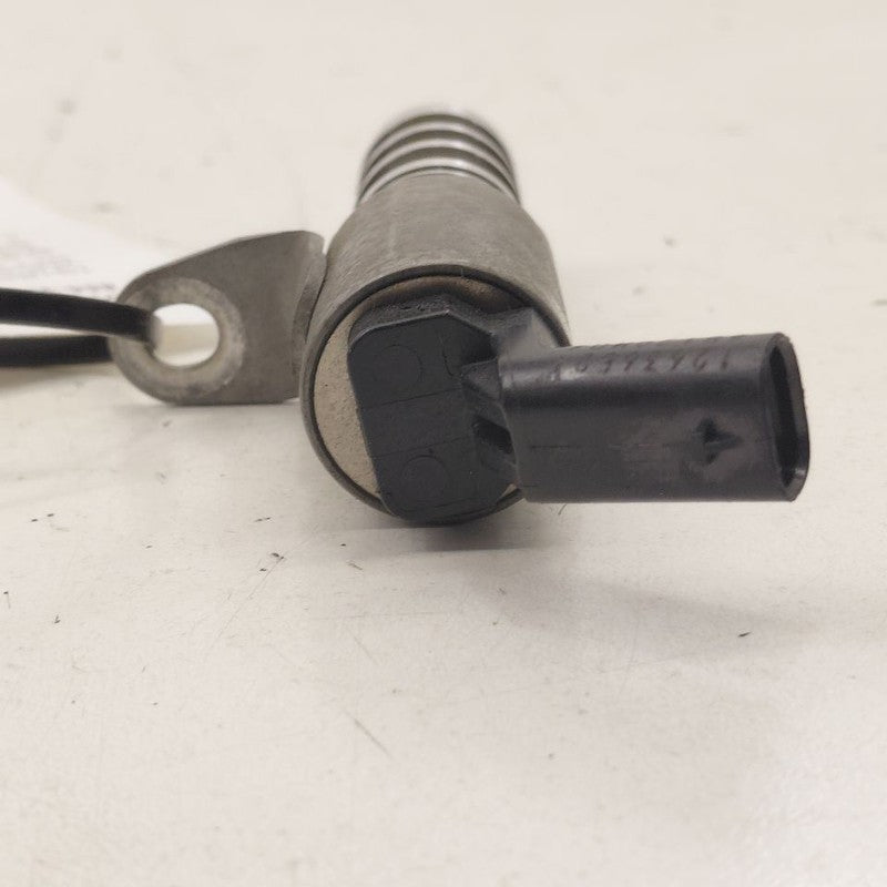 Chevy Volt Variable Timing Gear Oil Control Valve Solenoid Cylinder He
