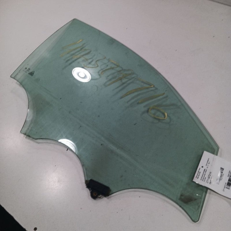 Passenger Right Front Door Glass Window W/o Acoustic Glass 16-20 Kia S