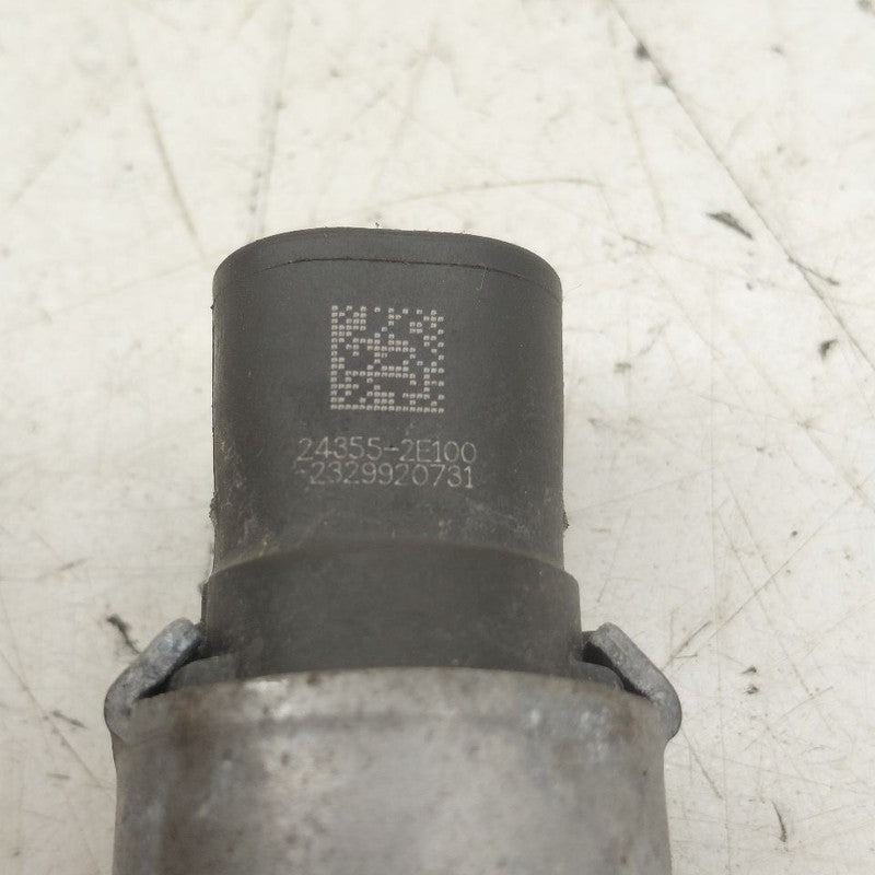 Hyundai Kona Variable Timing Gear Oil Control Valve Solenoid Cylinder 