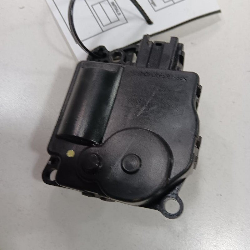 Chrysler 300 Flap Door Motor Heater AC Door Actuator  2015 2016 2017 2