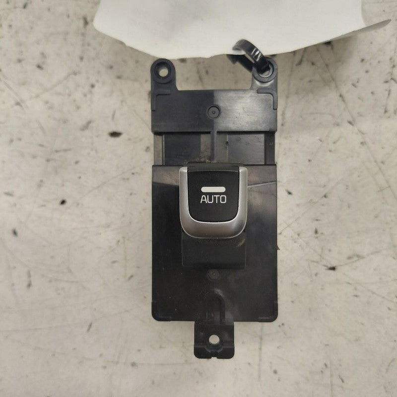 Kia Sorento Power Window Switch Right Passenger Rear  2018 2017 2016