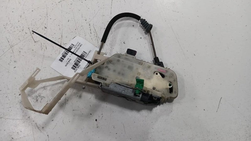 Ford Taurus Door Latch Lock Right Passenger Rear  2013 2014 2015 2016 
