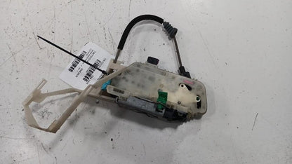 Ford Taurus Door Latch Lock Right Passenger Rear  2013 2014 2015 2016 