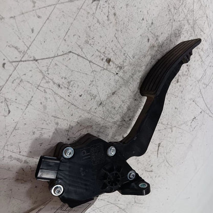 Subaru Legacy Outback Gas Pedal  2015 2016 2017
