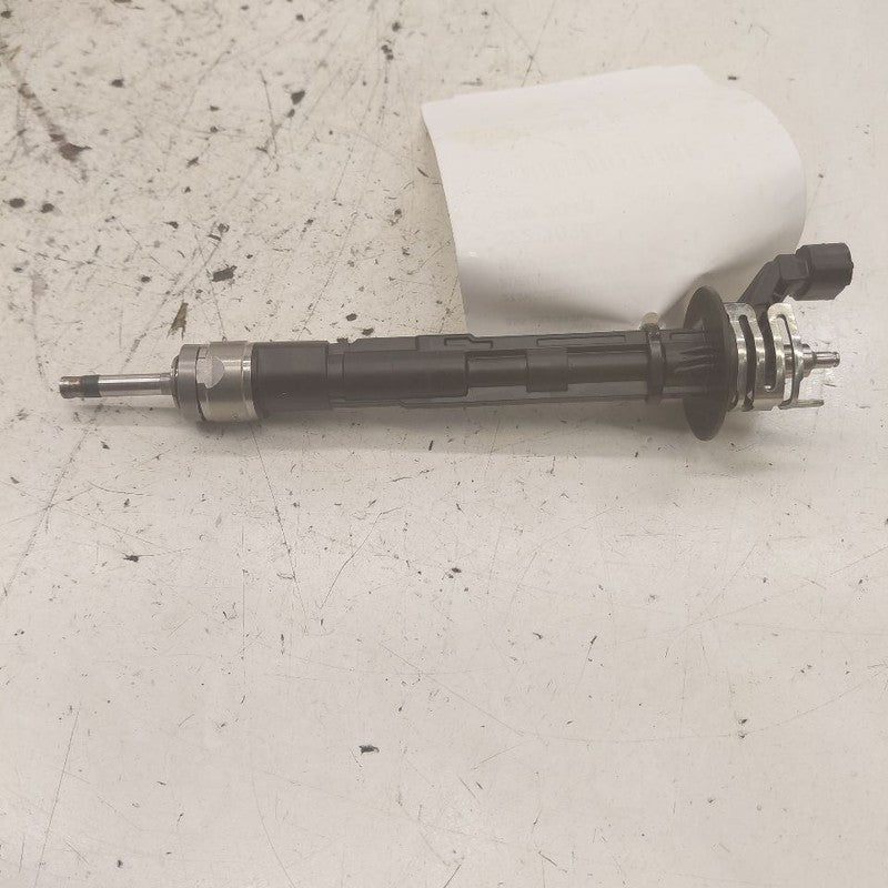 Lower Fuel Injection Injector Marked 4 Fits 22-25 Lexus NX350