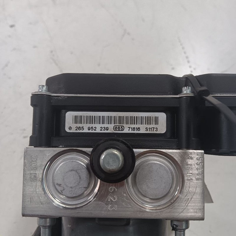 Anti-Lock Brake Part Pump Actuator AWD Fits 16-17 INFINITI QX50 OEM