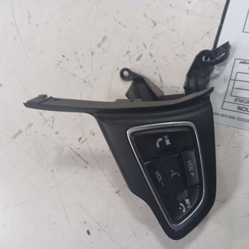 Ford Focus Right Side Steering Wheel Switch 2018 2017 2016 2015 OEM