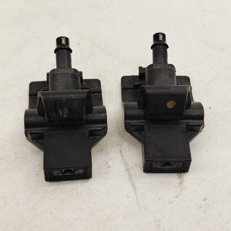 Ford Ecosport Windshield Wiper Washer Fluid Hood Sprayer Nozzles  2020